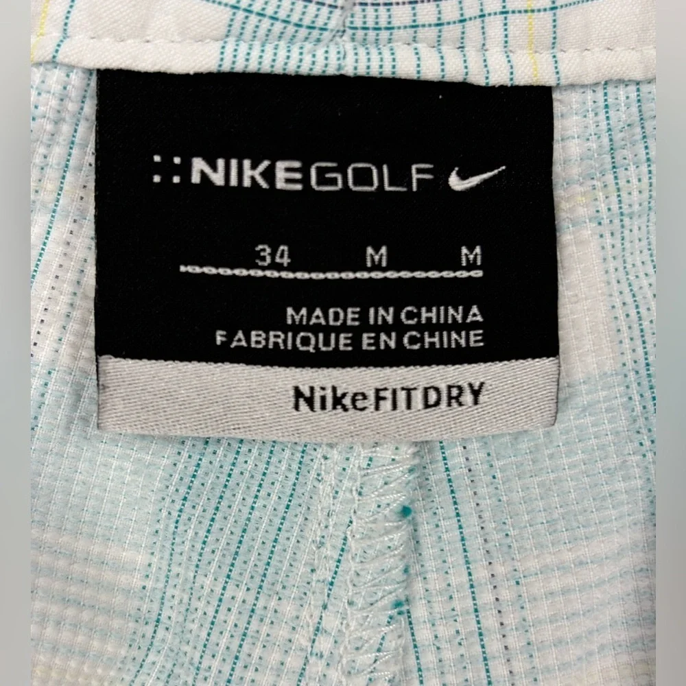 Nike- Golf shorts- 34- excellent‎ condition!!